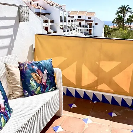 Azure Heaven By Deihu Experiences Appartement